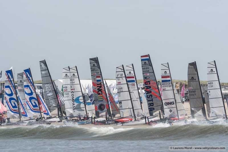 texel-fleet-on-beach